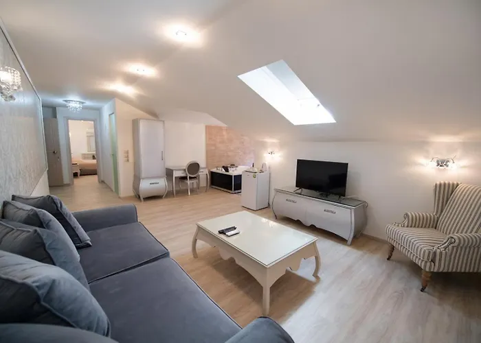 Pirofani Διαμέρισμα *