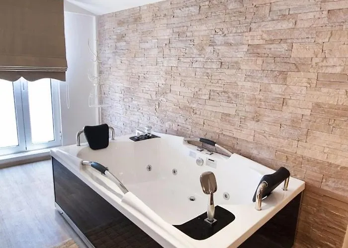 Pirofani Λευκάδα